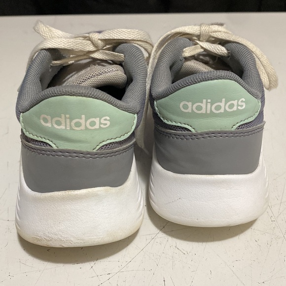 Adidas sneakers kids gray and white size 2 - Picture 4 of 7